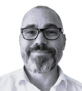 Jan profilbild svartvit-1-1